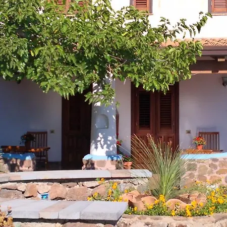 Pagliuzzo 우스티카