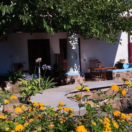 펜션 Pagliuzzo 우스티카