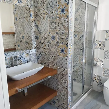 Pagliuzzo * 우스티카