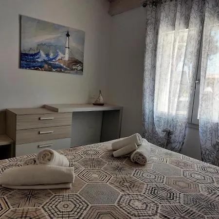 펜션 Pagliuzzo 우스티카