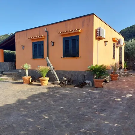 Pagliuzzo 펜션 우스티카